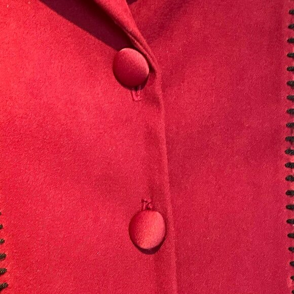 Cartise woman red blazer size 12. Two tone red, button down, officewear. - Picture 8 of 10